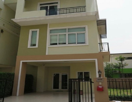 ให้เช่าHome Office ทาวน์โฮม 3 ชั้น หลังมุม โครงการ ลภาวัน 17 ท่าอิฐ ถนนรัตนาธิเบศร์ มีเฟอร์นิเจอร์สำนักงาน เหมาะเป็นสำนักงาน จดบริษัทได้