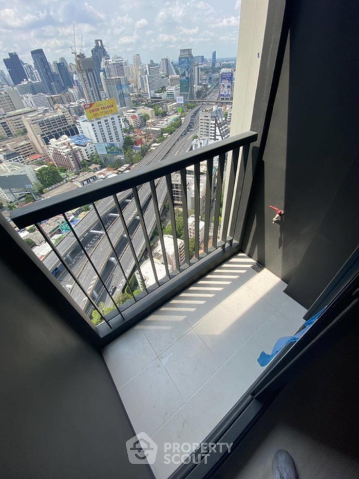 picture 32nd-Floor 1-BR Condo At Life One Wireless Near BTS Phloen Chit (ID 1530246) - 3/3