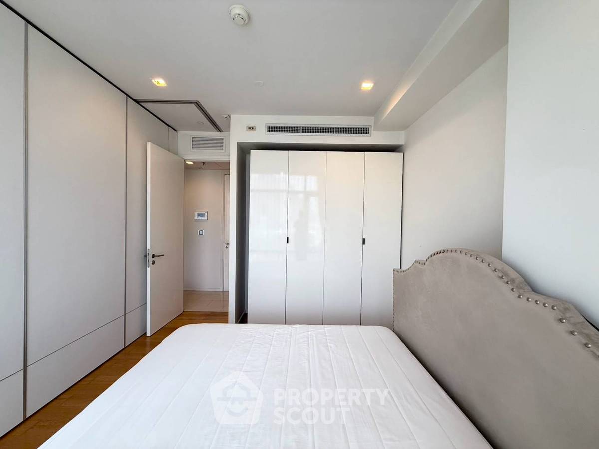 picture 1-BR Condo At Circle Living Prototype Near MRT Phetchaburi (ID 3173823) - 10/10