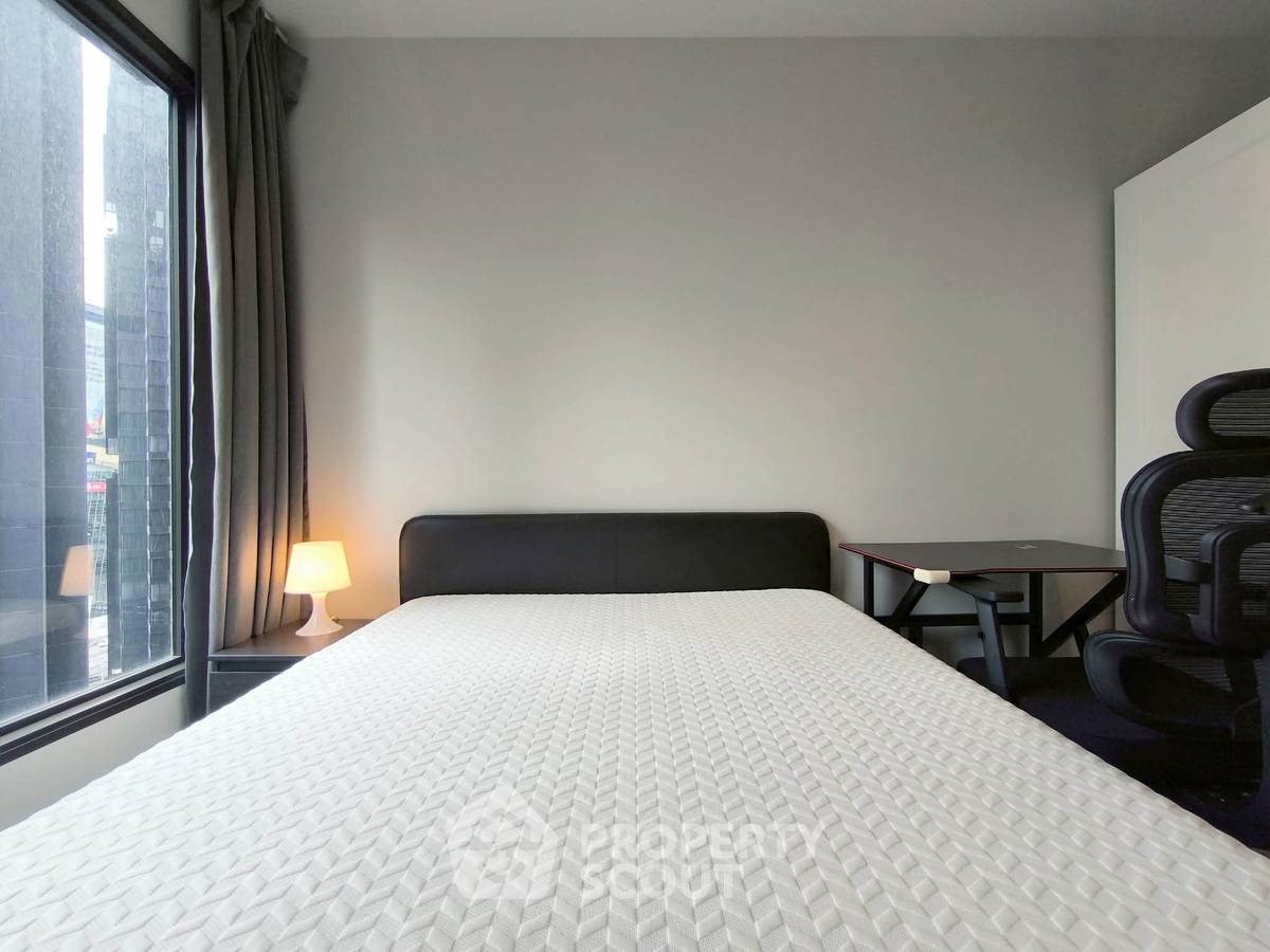 picture 17th-Floor 2-BR Condo At Life Asoke - Rama 9 | MRT Phra Ram 9 (ID 3171655) - 9/12