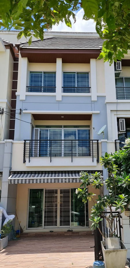 รูป ให้เช่าทาวน์โฮม โครงการบ้านกลางเมือง ศรีนครินทร์24 GH625 - รูปที่ 1/11
