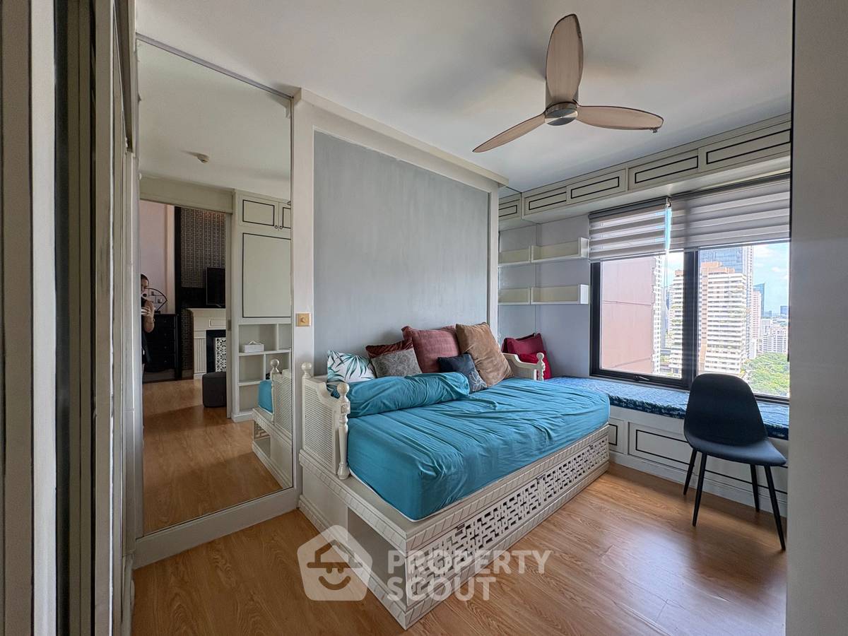 picture High-Floor 2-BR 92 Sqm Villa Asoke, 200m to MRT Phetchaburi (ID 465593) - 9/16