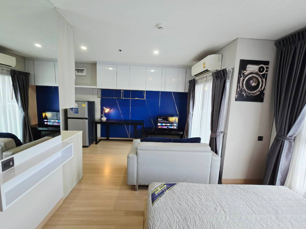 รูป ให้เช่า ลุมพินี สวีท ดินแดง–ราชปรารภ   12,000 บาท/เดือน | Studio 24 ตร.ม.  📅 พร้อมเข้าอยู่  - รูปที่ 5/7