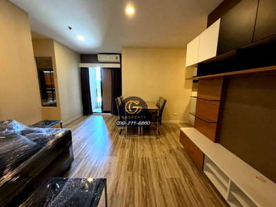 Condos for sale : For sale: Plus Condo in Sri Racha, 2 bedrooms, 52 square meters, fully furnished and ready to move in, located in the city center, near Central. 