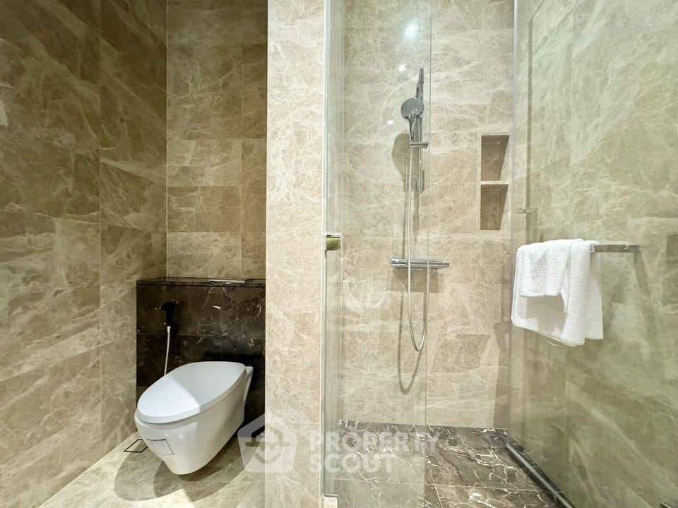 picture 2-BR Condo At 28 Chidlom Near BTS Chit Lom (ID 1579691) - 10/12