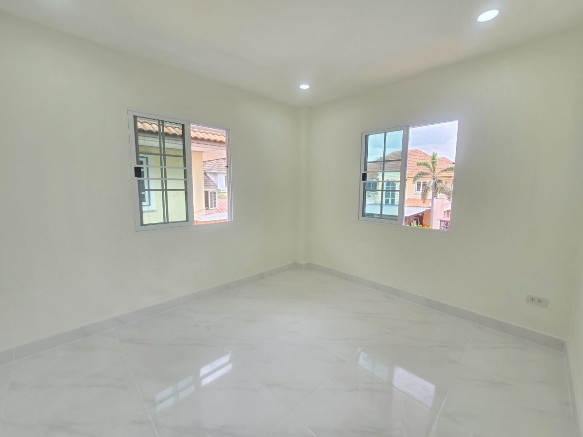 รูป บ้านเดี่ยวใกล้ BTS รีโนเวทใหม่ทั้งหลัง ม.การ์เด้น วิลล่า คลอง 3 (Garden Villa Klong 3) ถนนชลมาร์คพิจารณ์ (รังสิต-คลอง 3) ลาดสวาย ลำลูกกา ปทุมธานี - รูปที่ 33/39