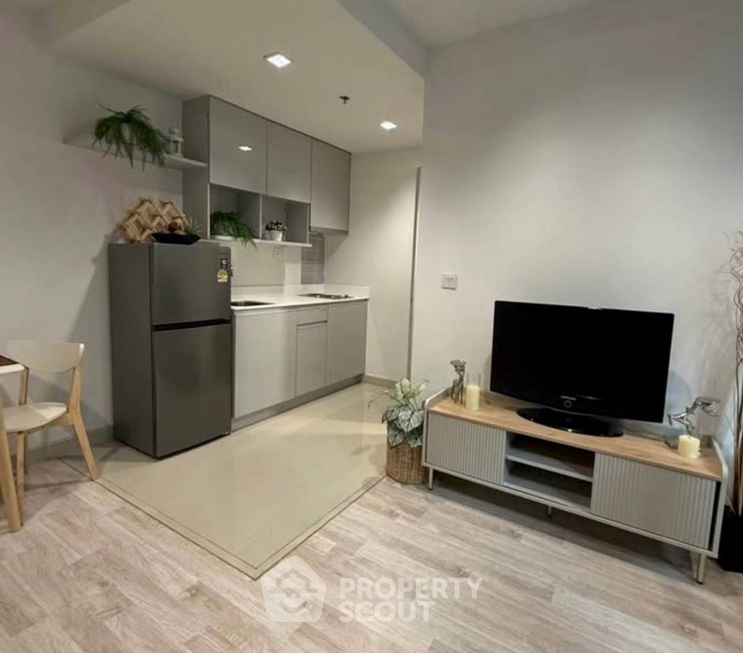 picture 1-BR Condo 200m To MRT Phra Ram 9 | Ideo Mobi Rama 9 (ID 3163856) - 5/8