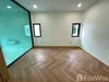 listing thumbnail image 39