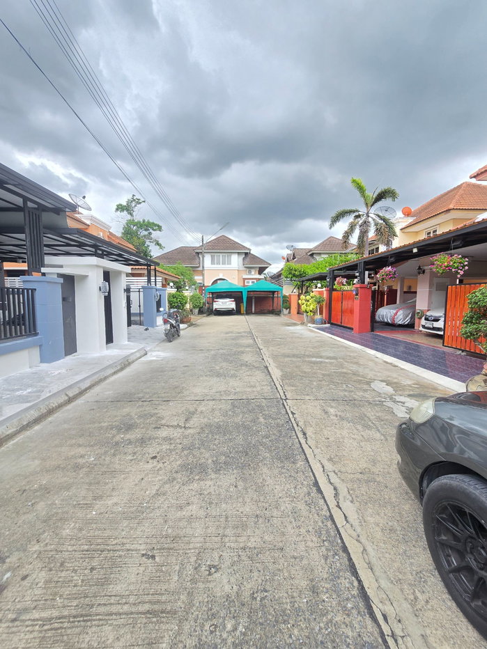 รูป บ้านเดี่ยวใกล้ BTS รีโนเวทใหม่ทั้งหลัง ม.การ์เด้น วิลล่า คลอง 3 (Garden Villa Klong 3) ถนนชลมาร์คพิจารณ์ (รังสิต-คลอง 3) ลาดสวาย ลำลูกกา ปทุมธานี - รูปที่ 38/39