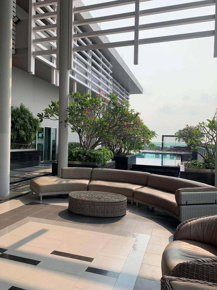 รูป Owner's post Rhythm Ratchada ลดพิเศษ 1 ห้องนอน ชั้น 5 47 ตรม. เเต่งครบพร้อมเข้าอยู่ วิวสวนสระว่ายนํ้า เดินทางสะดวกMRTหน้าโครงการ โครงการหรูพรีเมี่ยม - รูปที่ 23/27