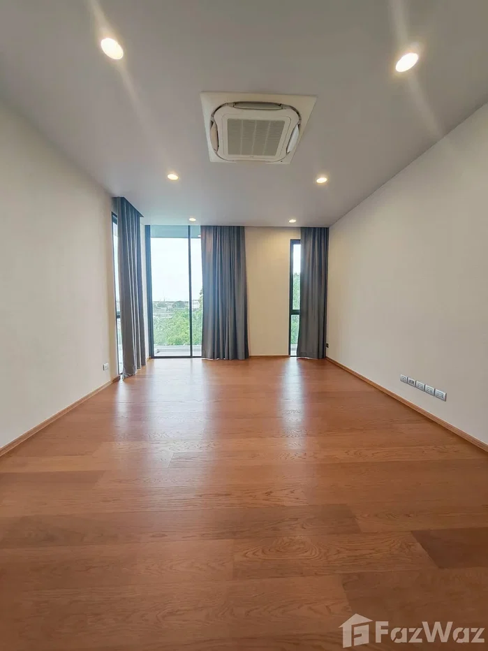 picture 🏡 Luxury 3-Storey Detached House – Corner Unit 🏡 6665022 - 20/23