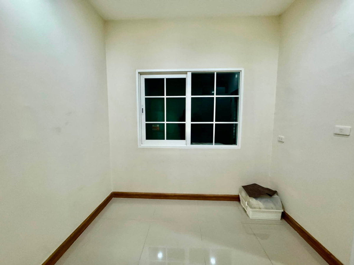 รูป ให้เช่าทาวน์โฮม 4 ห้องนอน ม.โกลเด้นท์ทาวน์ เก้ากิโล ศรีราชา - รูปที่ 10/24