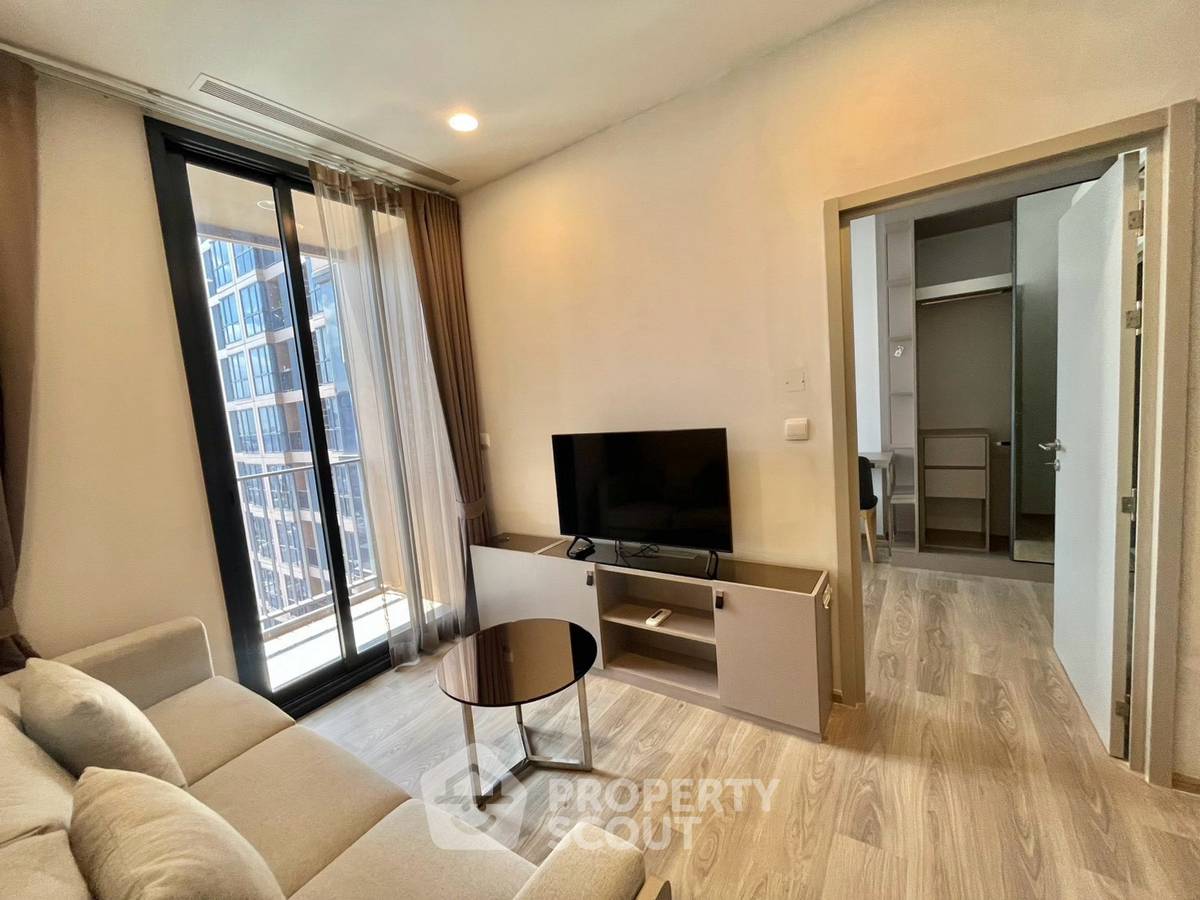 รูป คอนโด 1 ห้องนอน ชั้น 32 Oka Haus Sukhumvit 36 BTS ทองหล่อ (ID 3173034) - รูปที่ 2/8