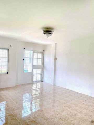 รูป ใกล้โรงเรียนสตรีวิทยา 2 กม. 36ตร.ว.200ตร.ม.โชคชัย4ให้เช่าทาวน์โฮม3ชั้น4นอน3น้ำ เหมาะสำหรับพักอาศัย บริษัท สำนักงาน คลินิก และ สตูดิโอ - รูปที่ 3/8