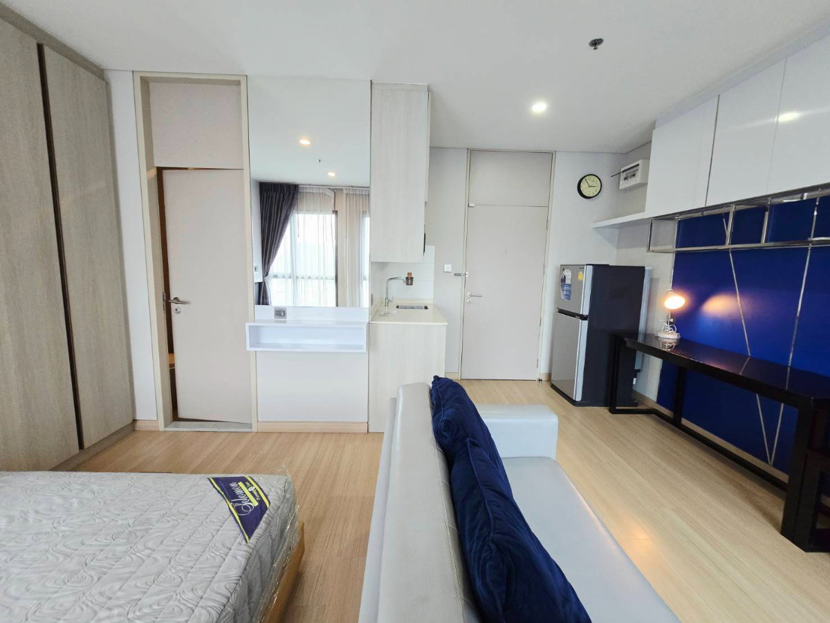 รูป ให้เช่า ลุมพินี สวีท ดินแดง–ราชปรารภ   12,000 บาท/เดือน | Studio 24 ตร.ม.  📅 พร้อมเข้าอยู่  - รูปที่ 4/7