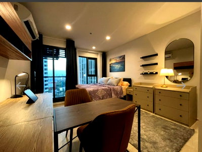 Condos for sale : Life One Wireless Condominium 4.35M