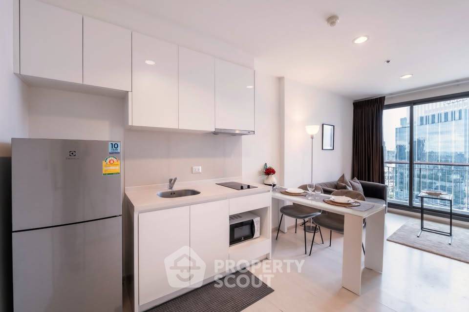 รูป ราคาคุ้มค่า คอนโด 1 ห้องนอน Rhythm Sukhumvit 42 ใกล้ BTS เอกมัย 200 ม. (ID 2534590) - รูปที่ 3/44