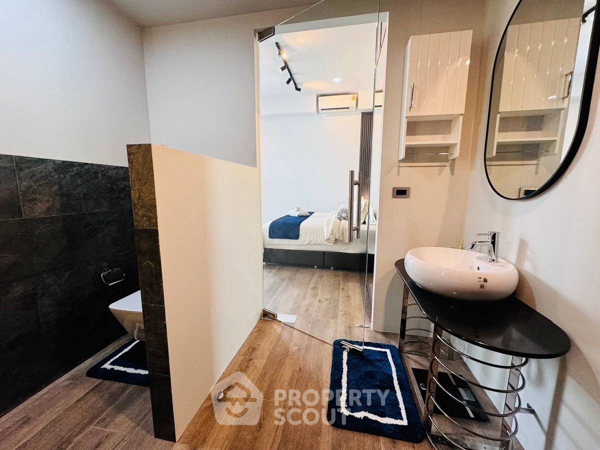 picture Pet-Friendly 2-BR Villa, 220 Sqm In Bangsaray, Sattahip (ID 1885130) - 11/20