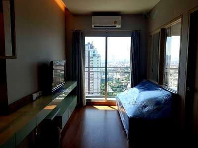 Condos for rent : For rent LUMPINI PARK VIBHAVADI - CHATUCHAK 1 bedroom 21st floor near BTS Mo Chit.