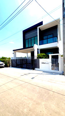 Houses for sale Bang Plee Samut Prakarn : For Sale House , AREN X Bangna , high floor , corner unit , newly renovated , Bang Phli Yai , Bang Phli , Samut Prakarn , CX-168839 ✅ Live chat with us ADD LINE @connexproperty ✅