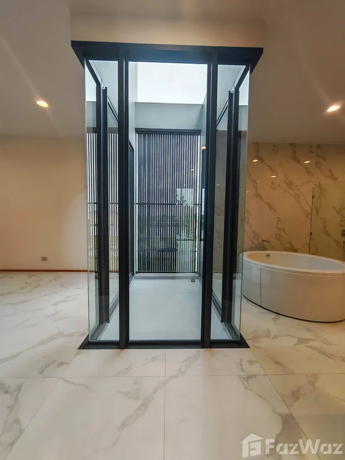 picture 🏡 Luxury 3-Storey Detached House – Corner Unit 🏡 6665022 - 17/23