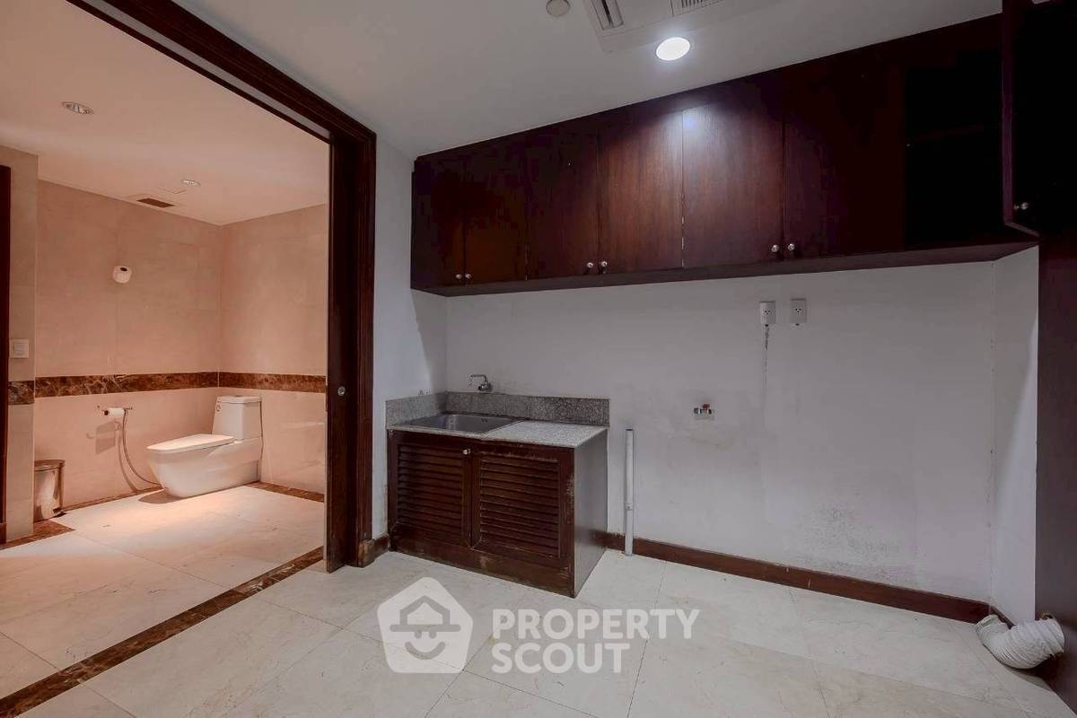 รูป 4 ห้องนอน 698 ตร.ม. ชั้น 38-39 Las Colinas ใกล้ BTS อโศก (ID 3173407) - รูปที่ 23/40