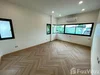 listing thumbnail image 28