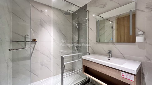 🛏️ 1 ห้องนอน - 🛁 1 ห้องน้ำ - 🏙️ City View - 🇹🇭 ชื่อไทย - 🏢 Once Pattaya - รหัส: ONCE18