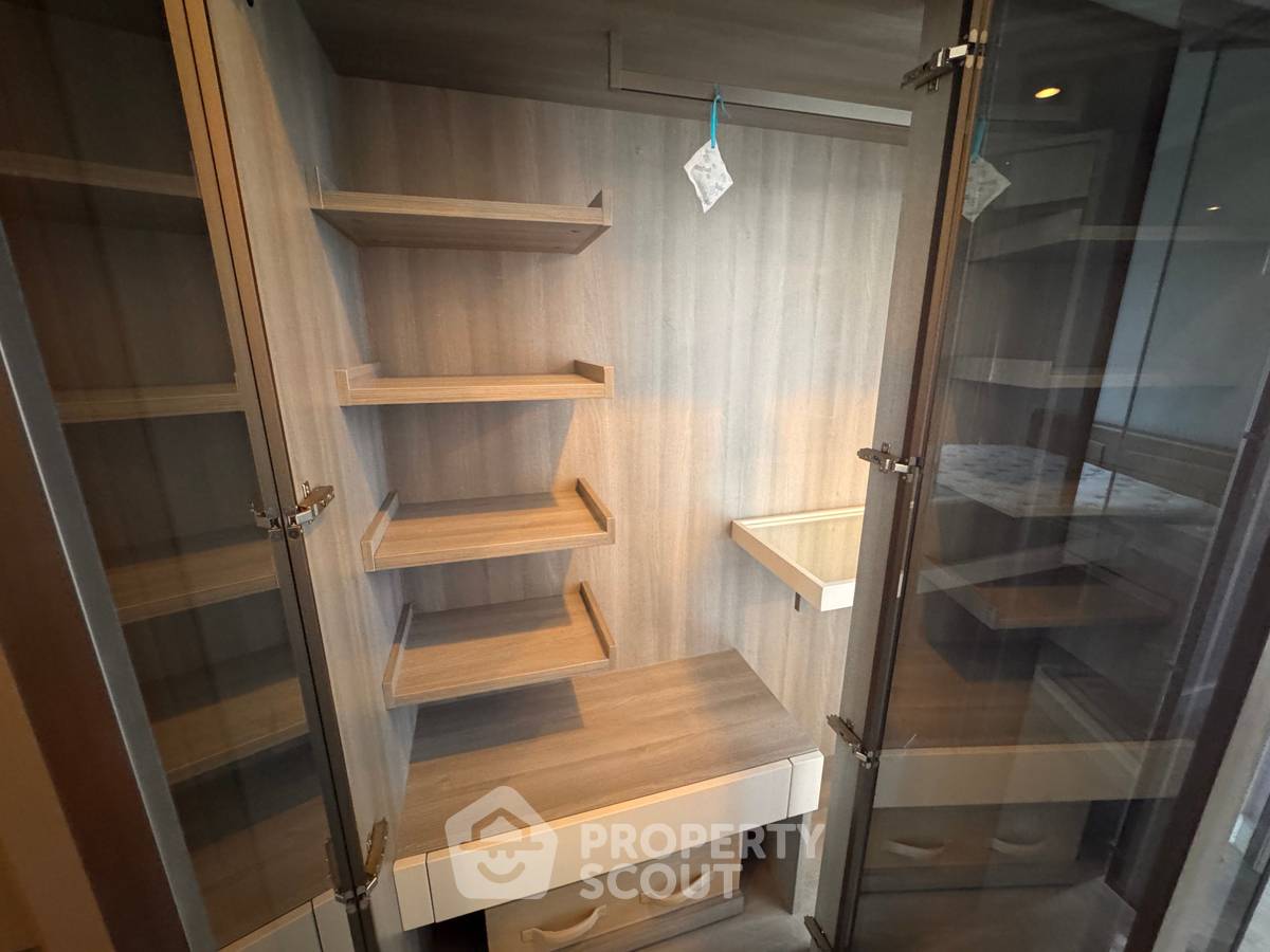 รูป ราคาเหมาะสม คอนโด 1 ห้องนอน The Room Rama 4 ใกล้ MRT หัวลำโพง 400 ม. (ID 2821519) - รูปที่ 12/32