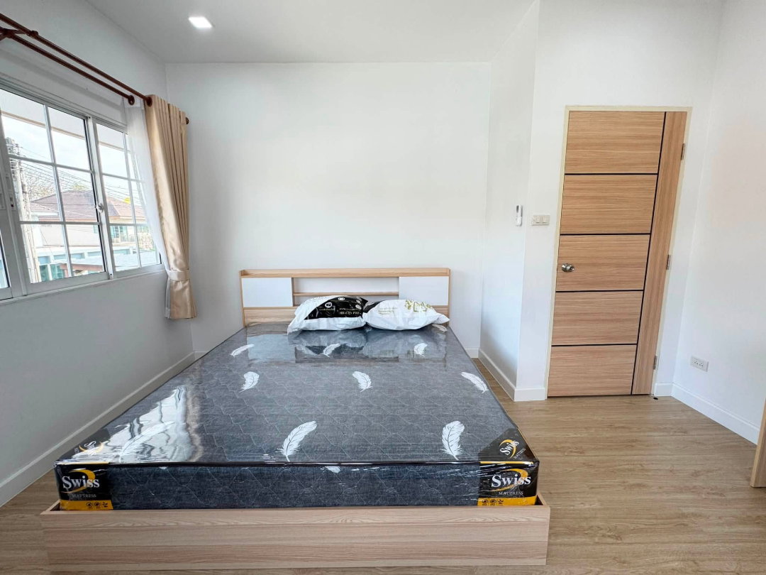 รูป ให้เช่าบ้านเดี่ยวหลังใหญ่ ม.แอทโฮม ซ.หมอย้อย ศรีราชา - รูปที่ 8/31