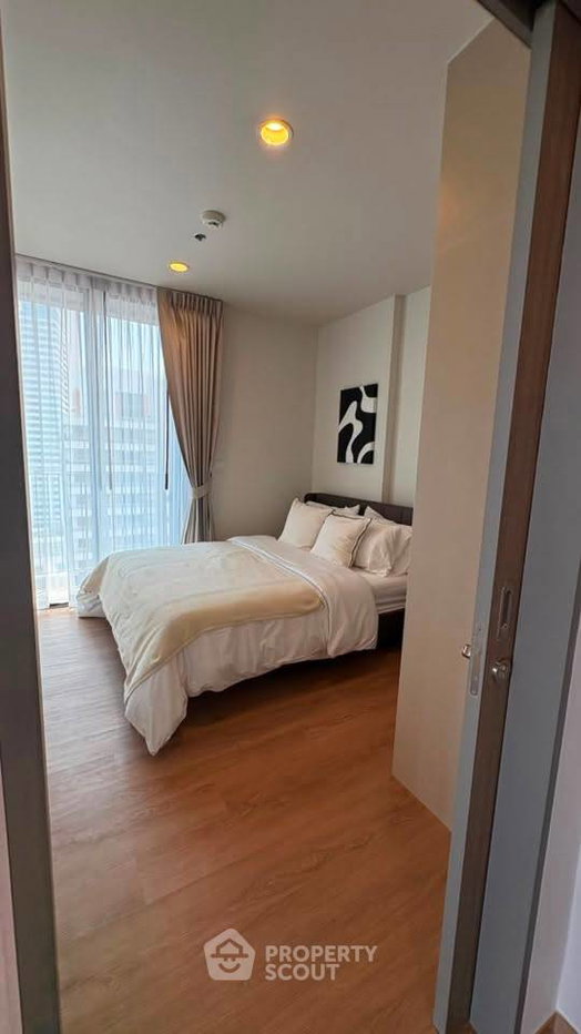 picture Two-Bedroom Condo At The Issara Sathorn In Sathon (ID 3171805) - 8/22