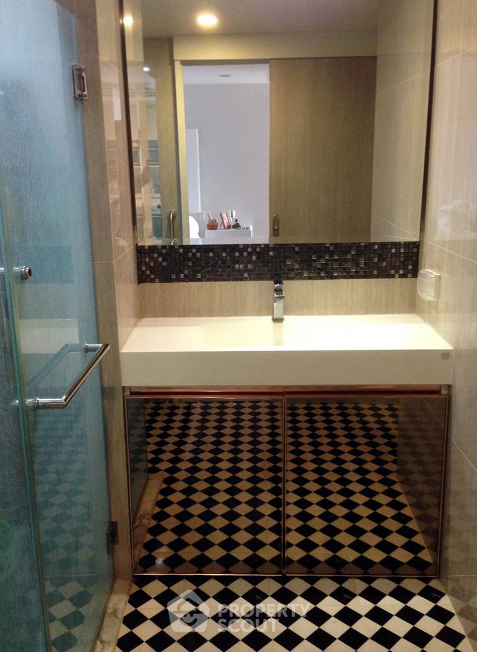picture 1-BR Condo At Down Town 49 Near BTS Phrom Phong (ID 636808) - 9/24