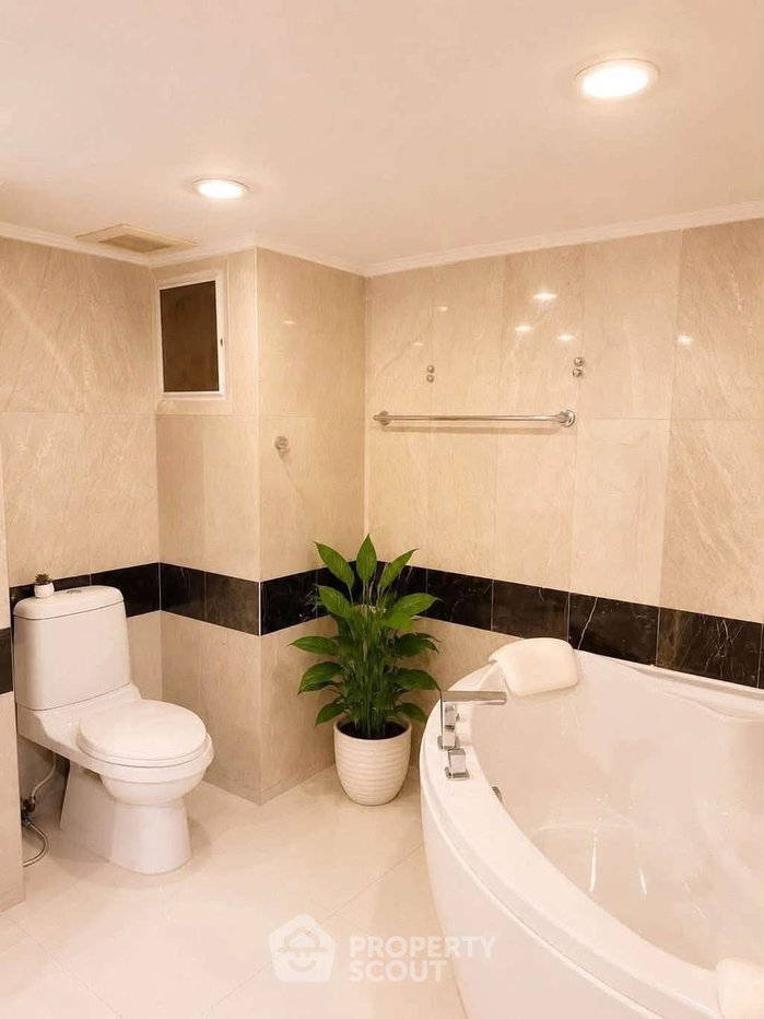 รูป คอนโด 4 ห้องนอน ขนาด 320 ตารางเมตร Hillside Condo 4 ย่านช้างเผือก (ID 3171610) - รูปที่ 11/12