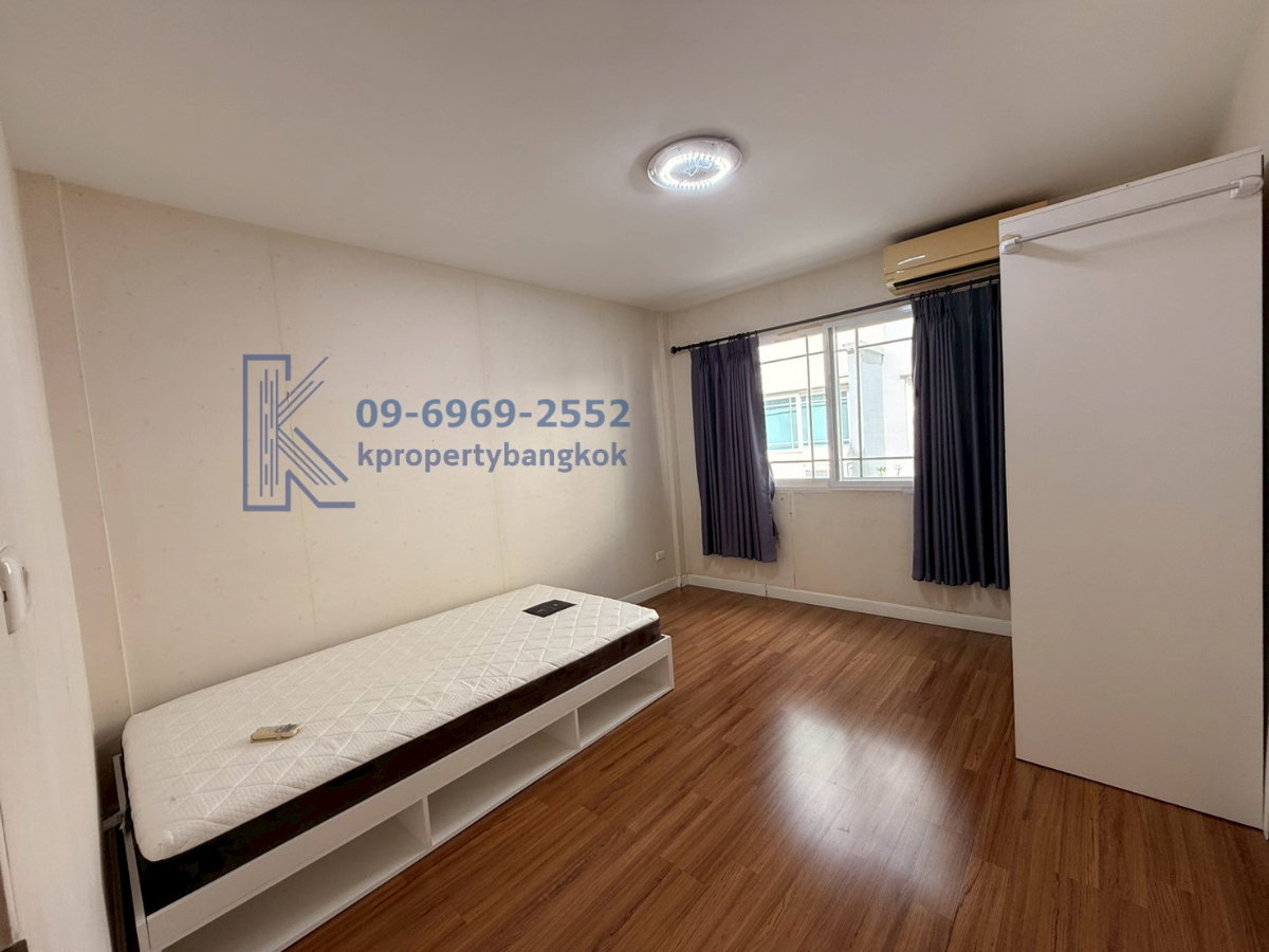 รูป ขาย-ทาวน์โฮม 3 ชั้น 3 ห้องนอน 4 ห้องน้ำ พร้อม EV Charger ใกล้โรงเรียนสตรีวิทยา 2 และเซ็นทรัลอีสต์วิลล์ ติดต่อ 09-6969-2552 - รูปที่ 14/19