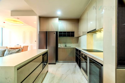 Condos for sale : 📌 For Sell Condo LAVIQ SUKHUMVIT 57 Building 1, Floor 24,2 bed room, Room size 115 sqm