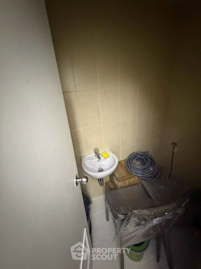 picture 3-BR 160 Sqm For Rent At Wilshire Near BTS Phrom Phong (ID 3171674) - 8/14