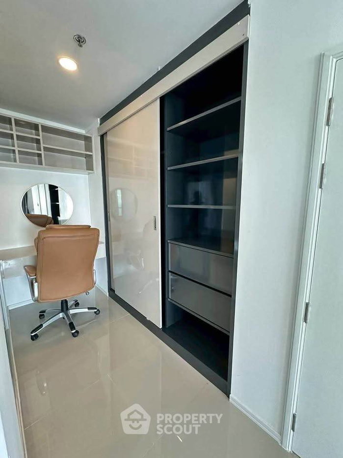 picture Spacious 3-BR 153 Sqm At Lumpini Seaview Jomtien (ID 3178320) - 8/15