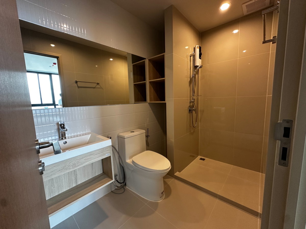 picture For rent : Aspire Rama 9 Ready to Move in - 5/9