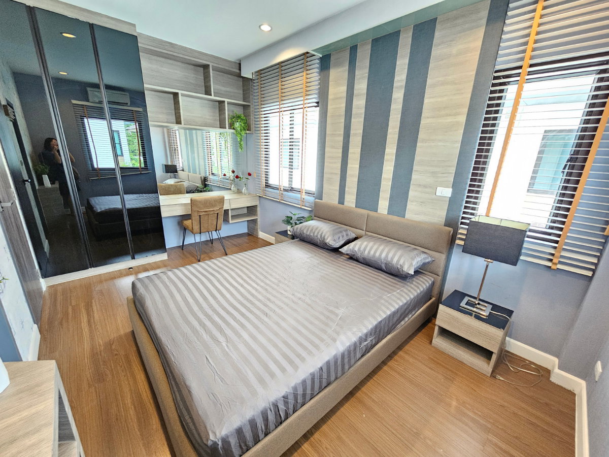 รูป 🏡✨ ให้เช่าบ้านเดี่ยวหรู 2 ชั้น | บ้านลุมพินี สวนหลวง ร.9 บ้านรีโนเวทใหม่ทั้งหลัง Fully Furnished พร้อมอยู่ บรรยากาศสงบ ใกล้โรงเรียนนานาชาติ - รูปที่ 6/16