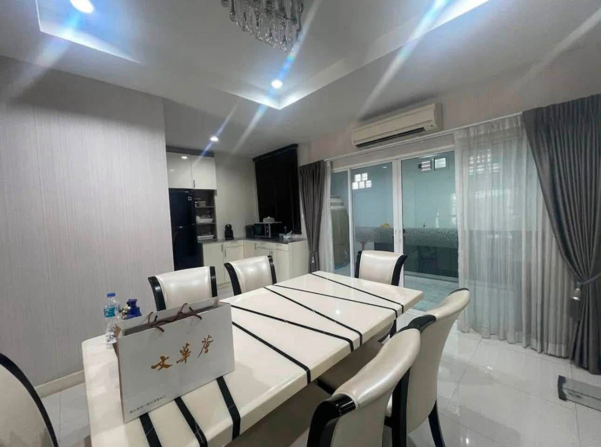 รูป 🏡✨ ปล่อยเช่า ทาวน์โฮม 3 ชั้น โครงการภณาสิริ เรสซิเดนท์ 3 ห้องนอน 3 ห้องน้ำ ทำเลศักยภาพ ติดถนนเกษตร–นวมินทร์ | - รูปที่ 4/13