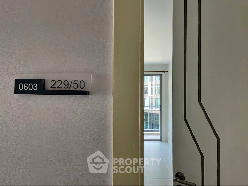 picture Great Value 1-BR Condo At Silk Place Phaholyothin-Laksi (ID 3174444) - 1/11