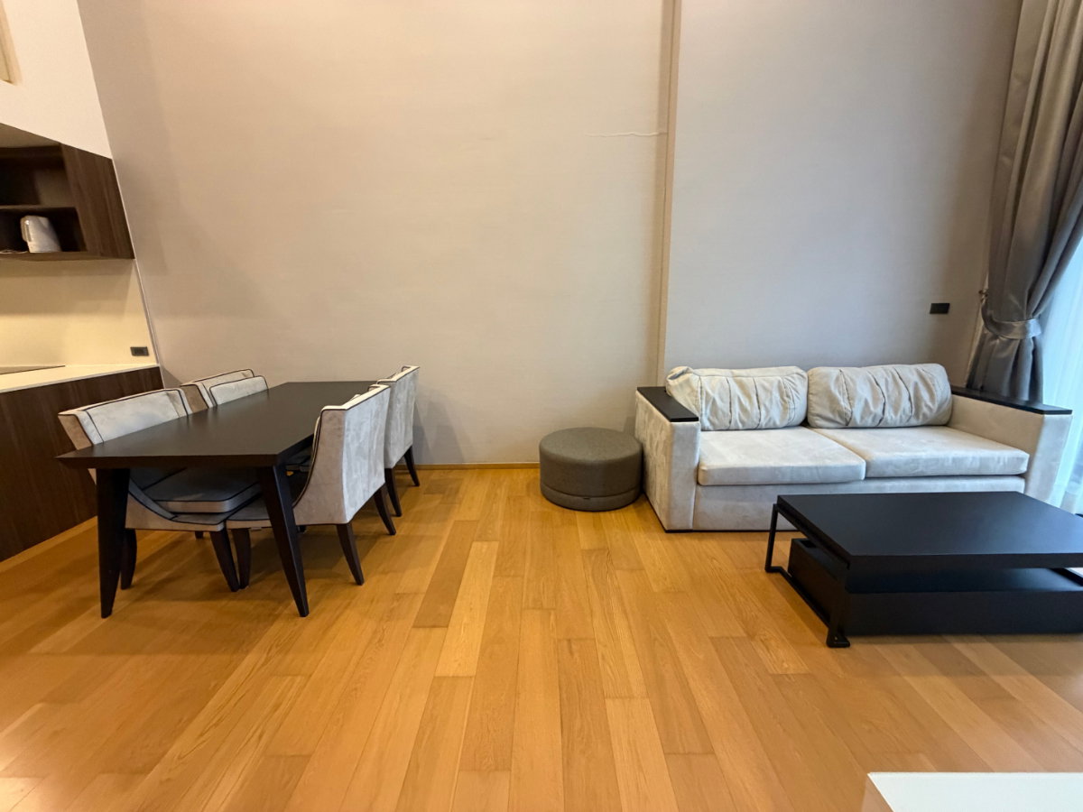 รูป Siamese Exclusive 31 ห้อง Duplex เพดานสูง บรรยากาศอบอุ่น พร้อมลิฟต์ส่วนตัวส่งตรงถึงห้อง และห้องนั่งเล่นที่กว้างขวาง  - รูปที่ 3/26