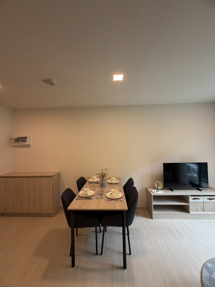 รูป ด่วน! 2 Bed/2 Bath ห้องสวย ทำเลดี ดีคอนโด คีรี (จรัญ-ปิ่นเกล้า) จากแสนสิริ - รูปที่ 2/20