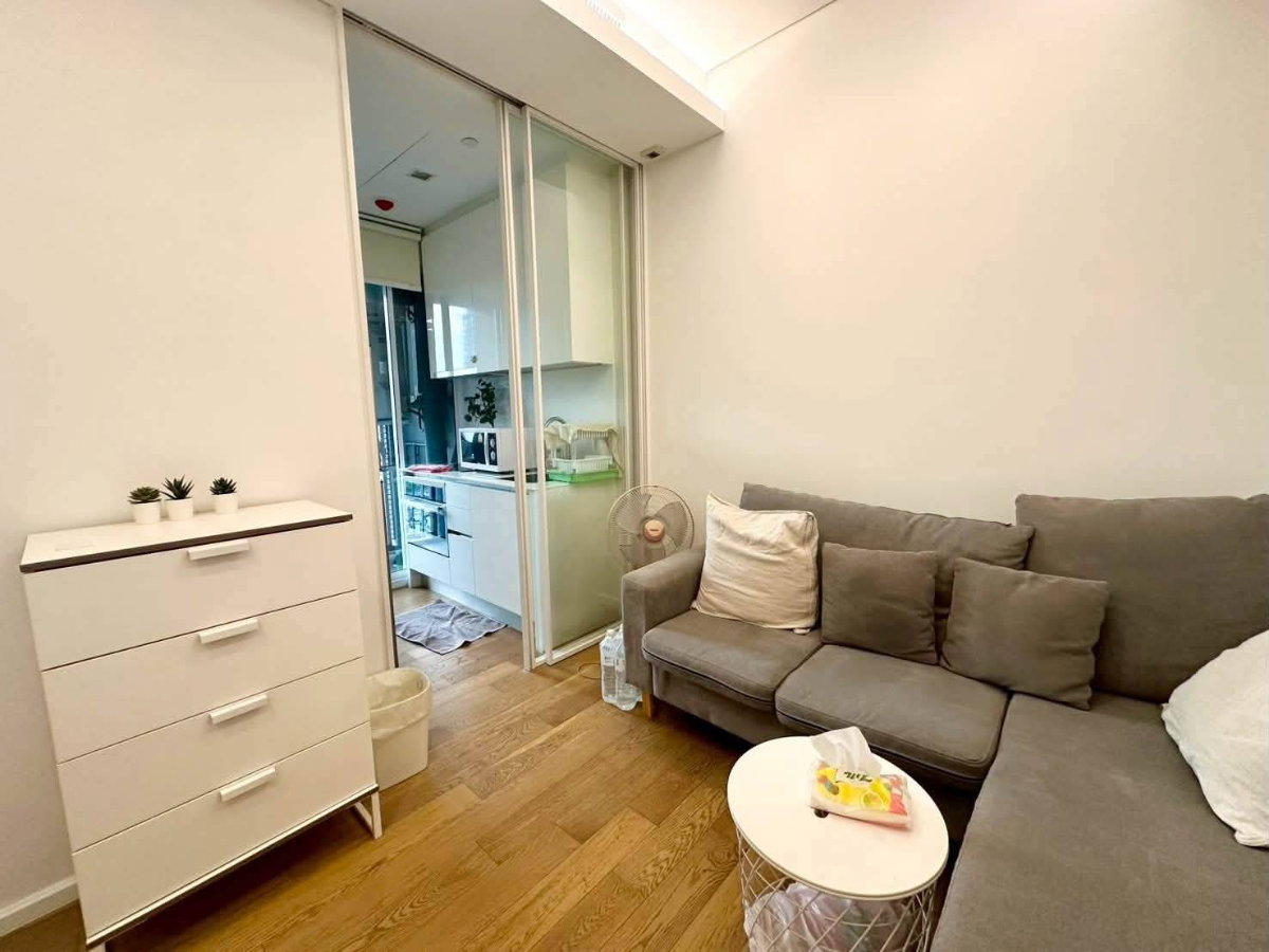 รูป @เดอะ เซนต์ เรสิเดนเซส: 31 ตร.ม ชั้น 39 (One bedroom) ห้าแยกลาดพร้าว เดินไปรถไฟฟ้าใกล้ๆ ฮอตฮิตมากในย่านนี้ - รูปที่ 3/10