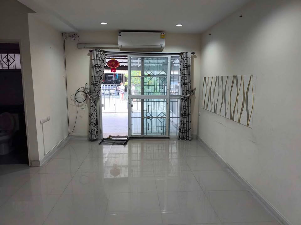 รูป 🔥 ขายทาวน์โฮม🏡 หมู่บ้านไอลีฟทาว์น | i-Live Town - รูปที่ 5/15
