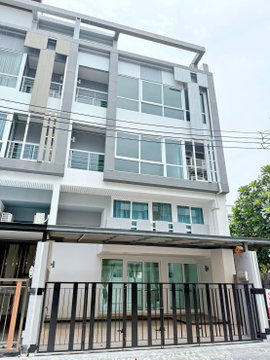 HK0381, Townhome for rent and sale 3 Br., Lat Phrao.