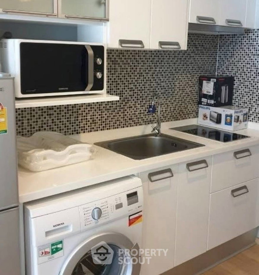 picture 200m From BTS Phrom Phong | 1-BR Noble Refine Prompong (ID 3171956) - 3/5