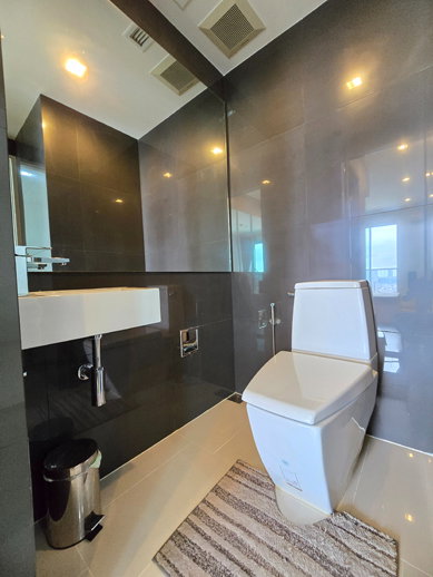 picture 🔔Nice room for rent🔔 newly room with close kitchen, balcony facing south at Rhythm Sukhumvit 50 - 10/21