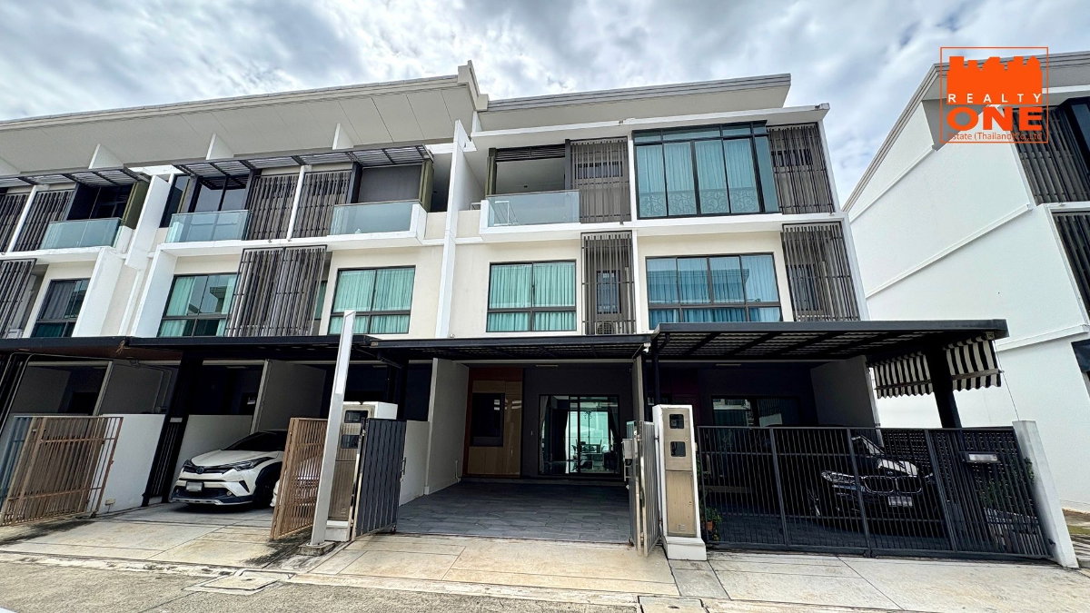 รูป บ้านเลียบทางด่วน เอกมัย รามอินทรา Landmark เอกมัย-รามอินทรา Modern Luxury Townhome ตกแต่งอย่างดี พร้อมอยู่ - รูปที่ 2/27