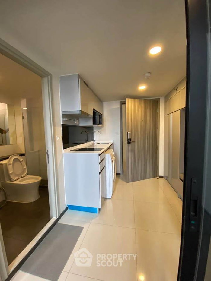 picture 31st-Floor 1-BR Knightsbridge Space Ratchayothin By BTS Ratchayothin (ID 3180082) - 8/12